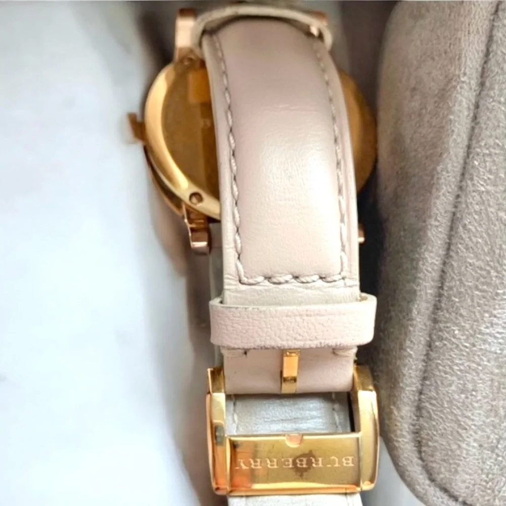 Authentic Burberry Rose Gold Haymarket watch women’s beige leather strap in Box